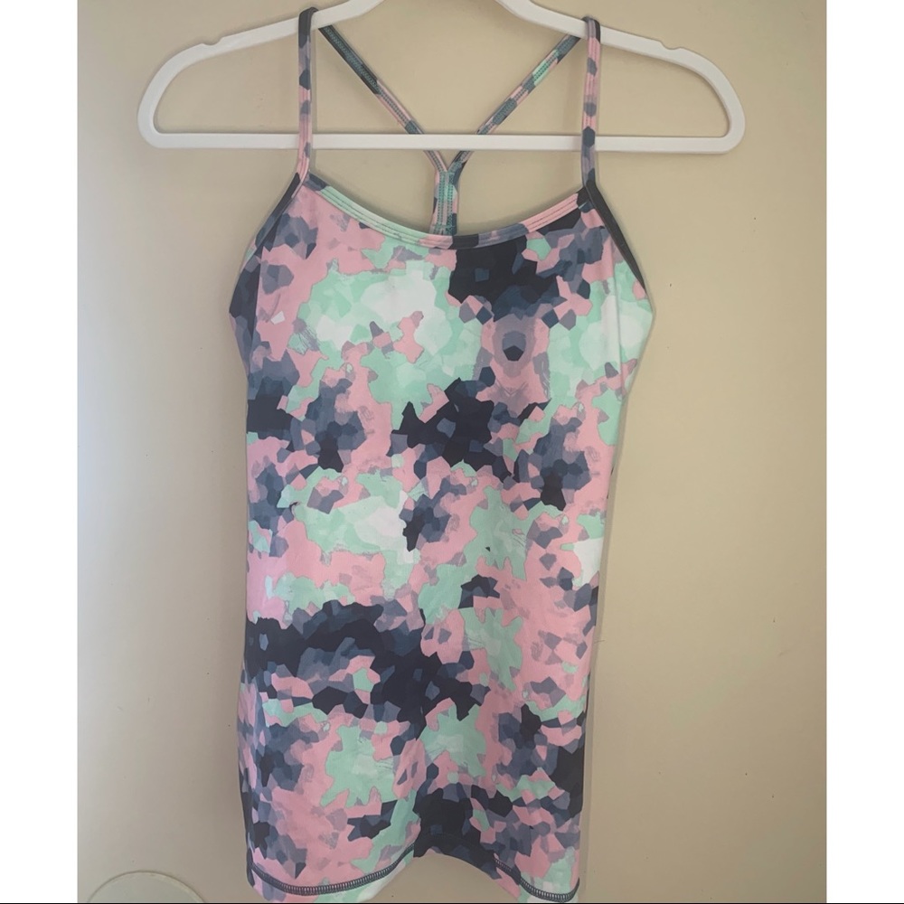 Lululemon Power Y Size 6